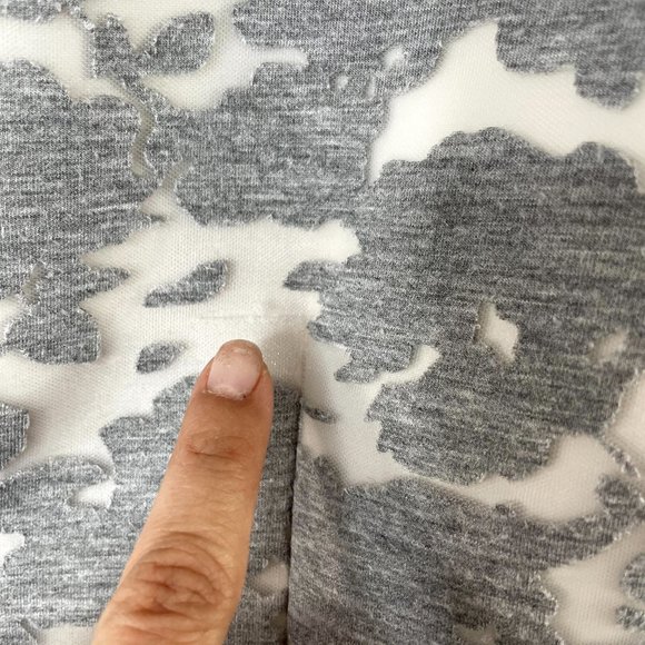 Anthropologie Akemi + Kin Floral Peplum Top - Picture 15 of 15